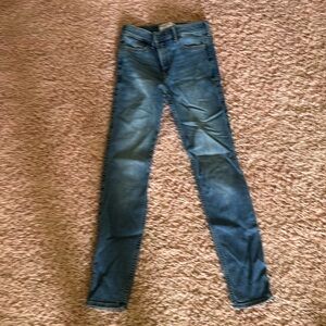 Abercrombie kids, high-rise jean leggings